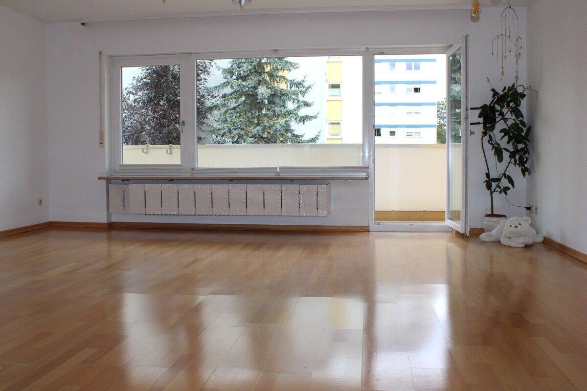 Familie? Homeoffice? Viel Platz + Wohlgefühl am Stadtpark: ruhige, bezugsfreie Whg. mit Tiefgarage!, 90409 Nürnberg (Großreuth h. d. Veste Gärten h. d. Veste Maxfeld Schoppershof)