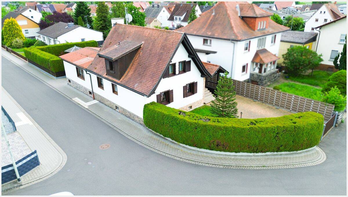 Einziehen und wohlfühlen – Familienidylle mit Garten und Seenähe in Inheiden, 35410 Hungen