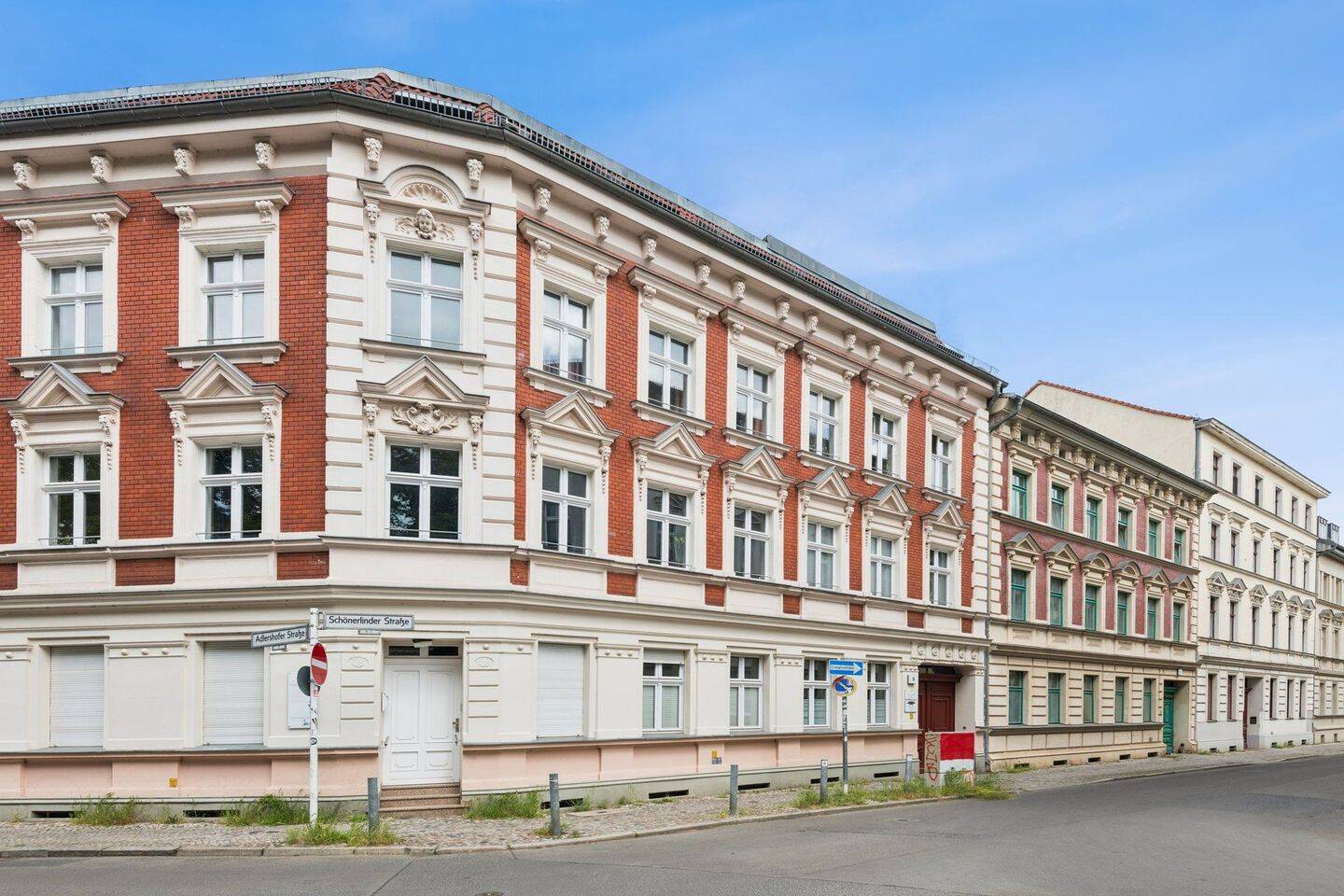 Attraktive, frisch renovierte 2-Zimmer-Wohnung mit moderner Einbauküche, 12557 Berlin (Treptow-Köpenick)