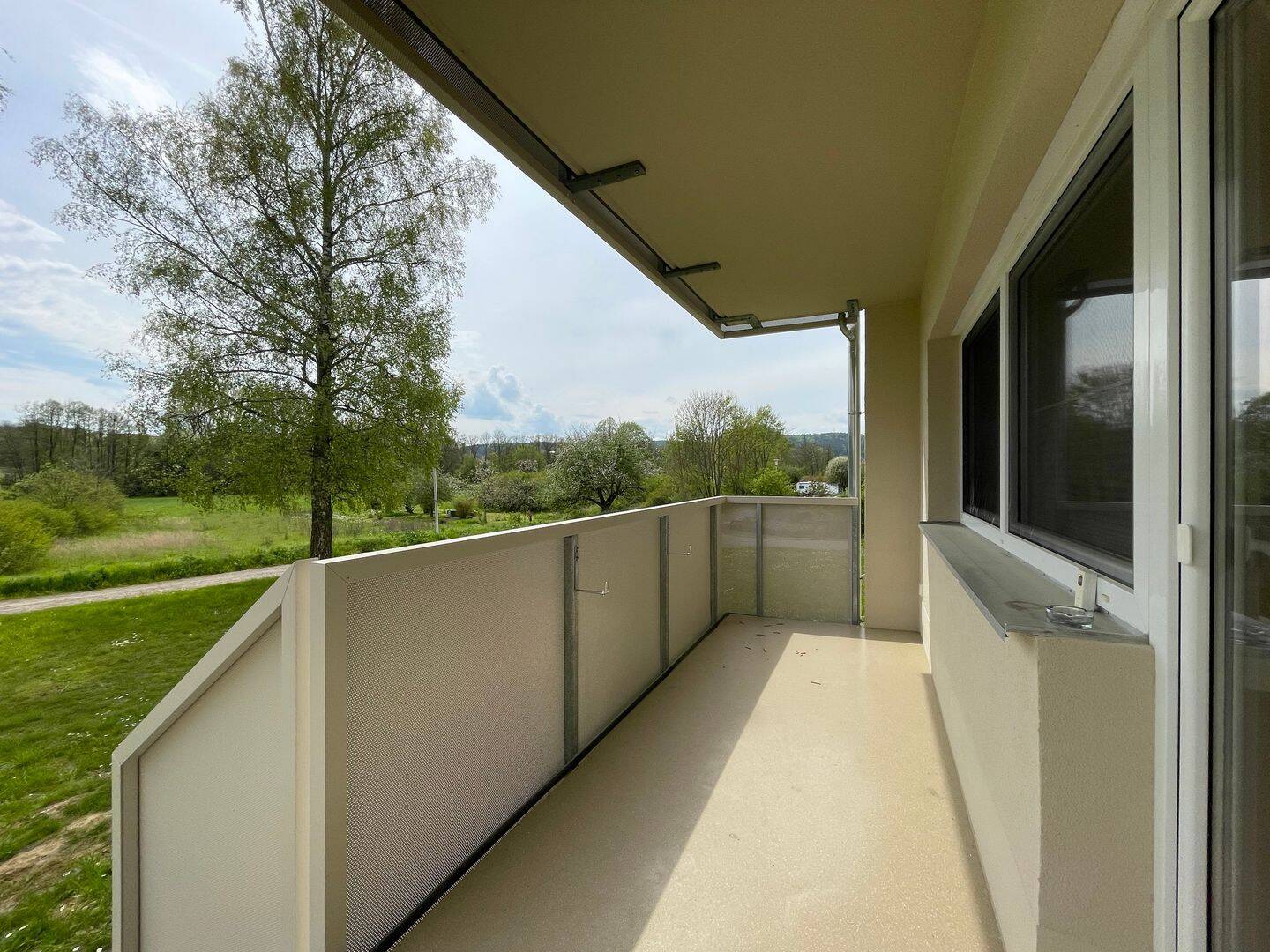 Helle 4-Zi.-Wohnung mit Blick ins Grüne-Erstbezug nach Sanierung, 97702 Münnerstadt