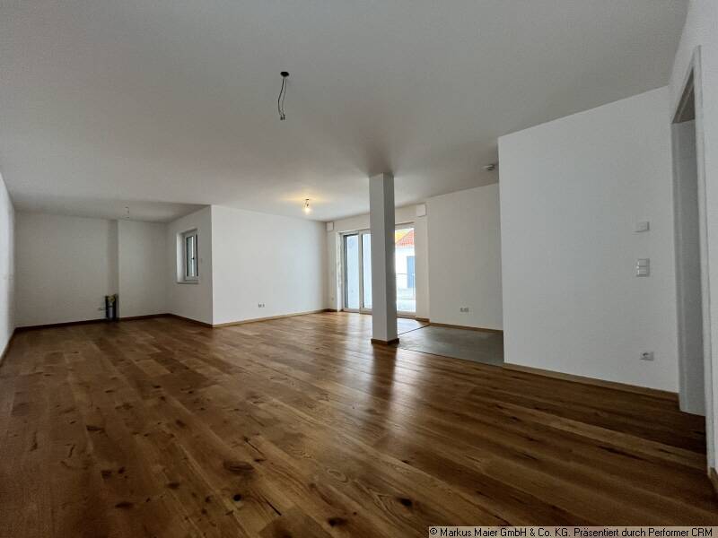 Schöner Grundriss mit kleinem Garten, 84424 Isen