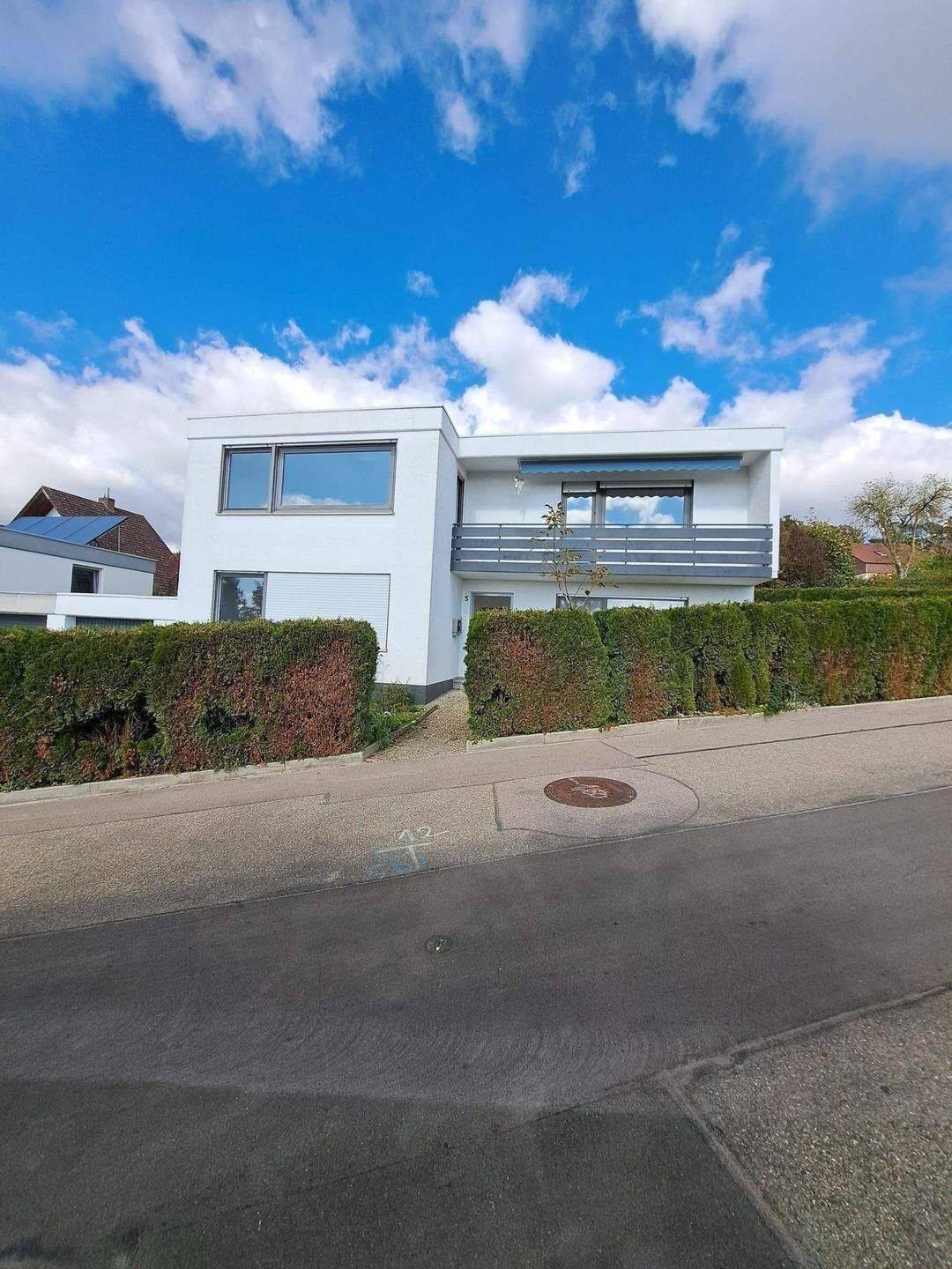 Schöner Bungalow in Donauwörth auf 469 qm Grund zu verkaufen,, 86609 Donauwörth
