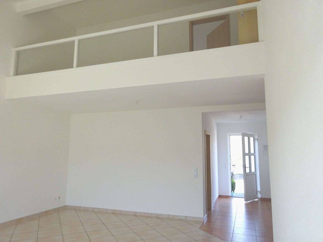 +++Reihenhaus in absoluter Traumlage, offene Galerie, großz., Wohnbereich, Garten !!!+++, 4509 Delitzsch
