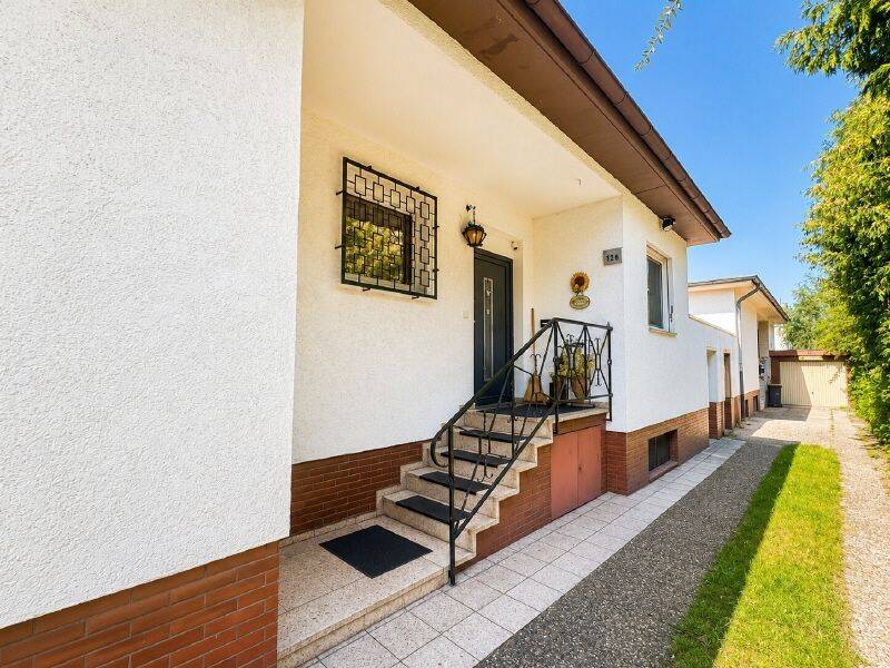 Bungalow nahe U7 mit Wintergarten und Vollkeller, 12351 Berlin (Neukölln Britz Buckow Gropiusstadt Rudow)