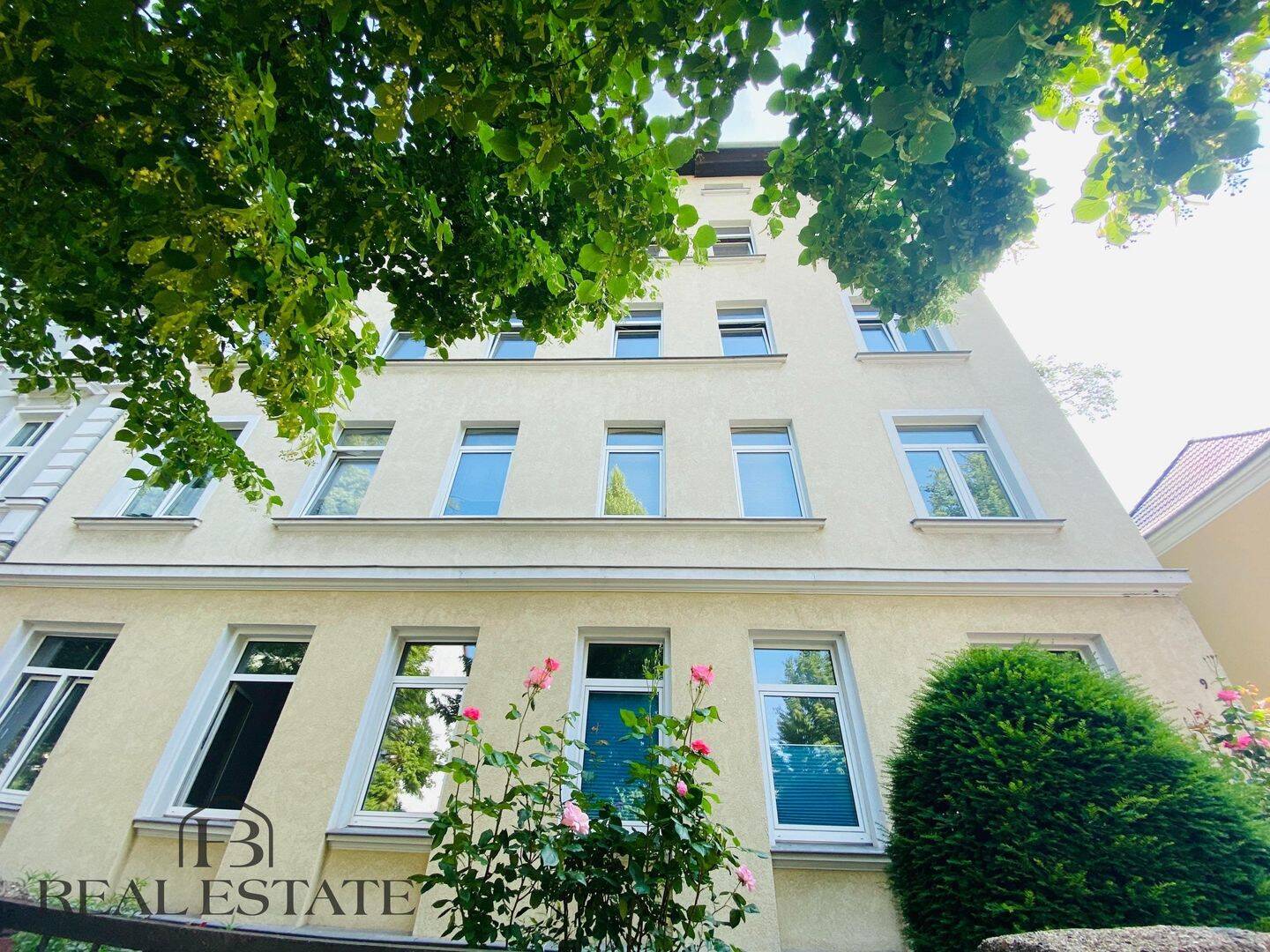 Kleine aber feine 2-Raumwohnung mit Einbauküche sucht Dich !, 39108 Magdeburg (Altstadt Stadtfeld Ost)