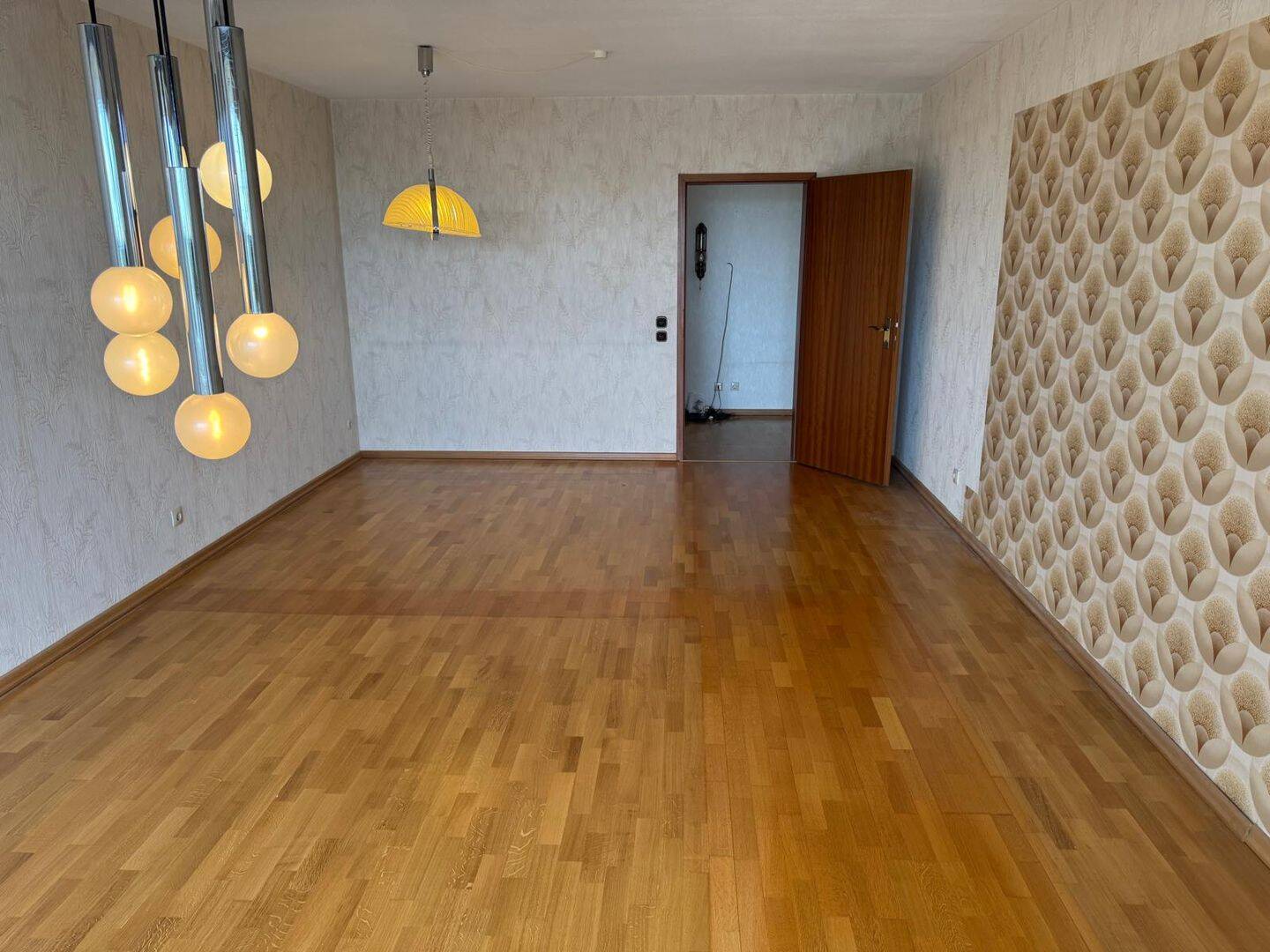 Tolle 3 Zimmer Wohnung im 8ten Obergeschoss mit herrlichem Ausblick “Heusenstamm”, 63150 Heusenstamm