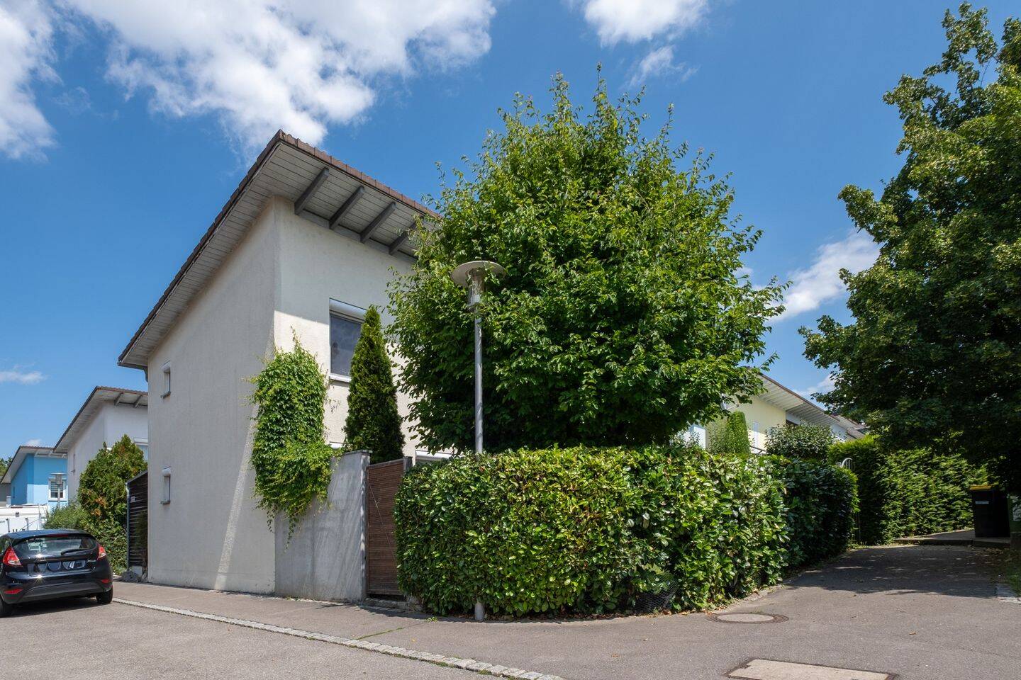 HÜBSCHES GARTENIDYLL! Tolle Doppelhaushälfte mit Carport im beliebten Ravensburger Süden, 88214 Ravensburg