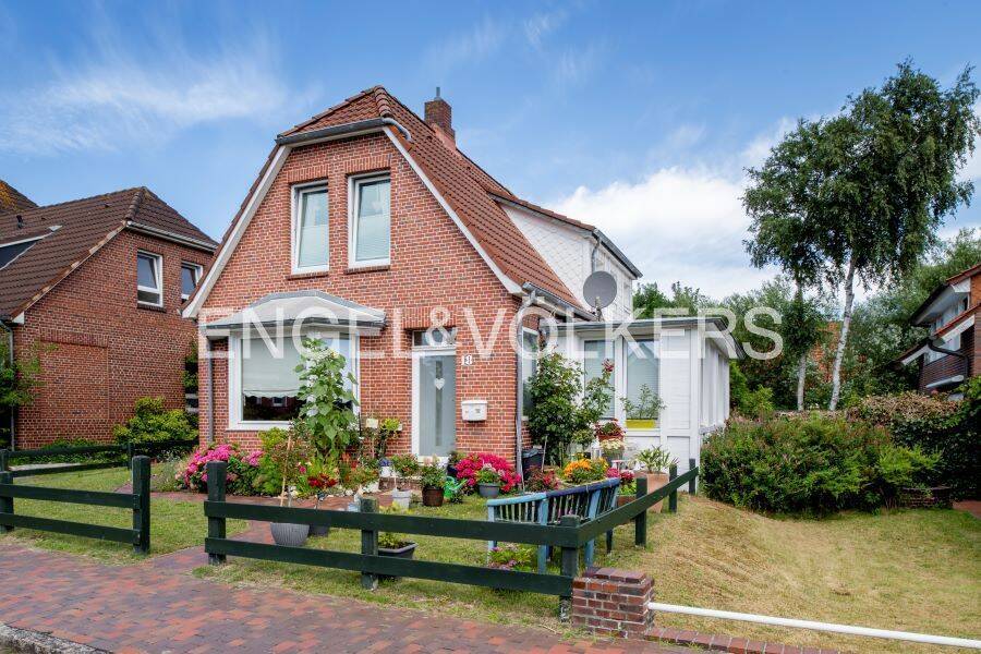 Charmantes Inselhaus mit zwei Wohneinheiten und sonniger Terrasse auf Langeoog, 26465 Langeoog