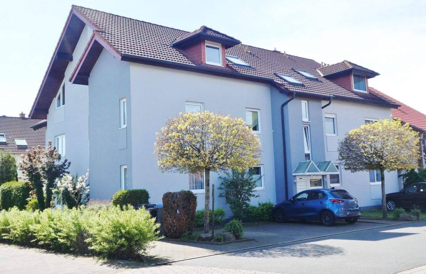GANESHA-IMMOBILIEN…schöne, ruhige wohlfühl -Wohnung im Dachgeschoss zu vermieten! !, 63820 Elsenfeld