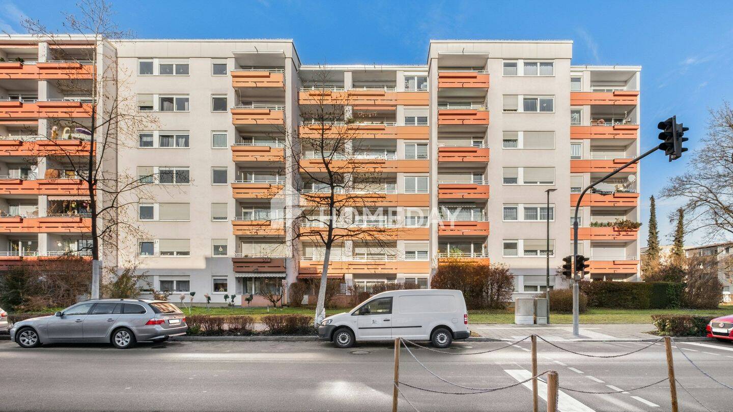Erdgeschosswohnung mit durchdachter Raumaufteilung, Balkon und Gartenanteil, 82110 Germering