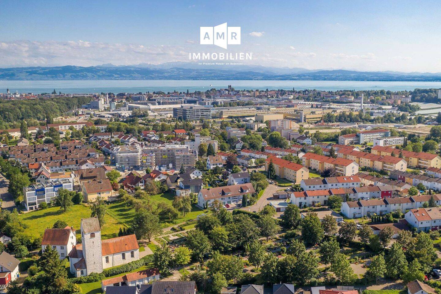 Wohnen auf einer Ebene – Bungalow mit weitläufigem Grundstück in Friedrichshafen, 88045 Friedrichshafen
