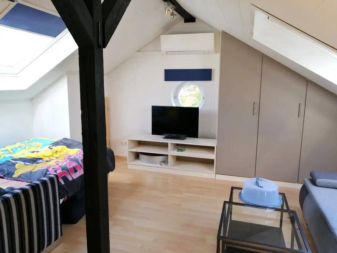 Gepflegtes Zweifamilienhaus mit großem Grundstück und vielseitigen Nutzungsmöglichkeiten, 65201 Wiesbaden (Dotzheim Frauenstein Schierstein)