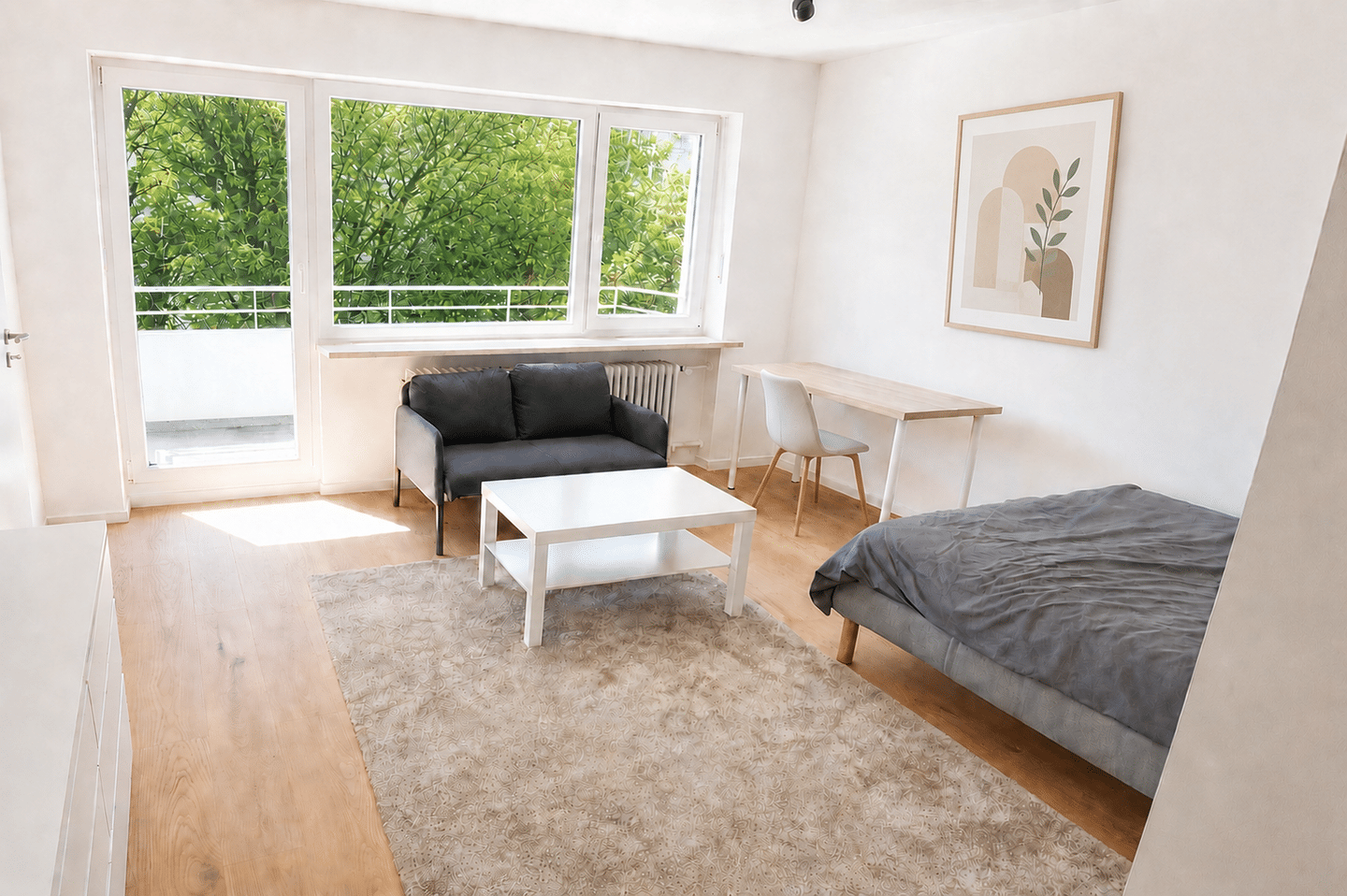 Großes WG-Zimmer (Erstbezug nach Renovierung 2026) mit großem Süd-Balkon mit Blick ins grüne, 81825 München (Berg am Laim Trudering-Riem)