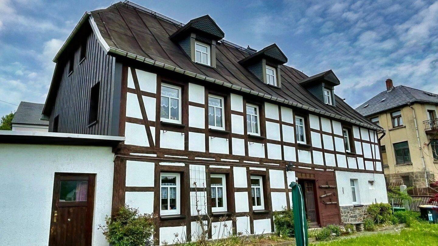 Wohnen mit historischem Charme, 8236 Ellefeld