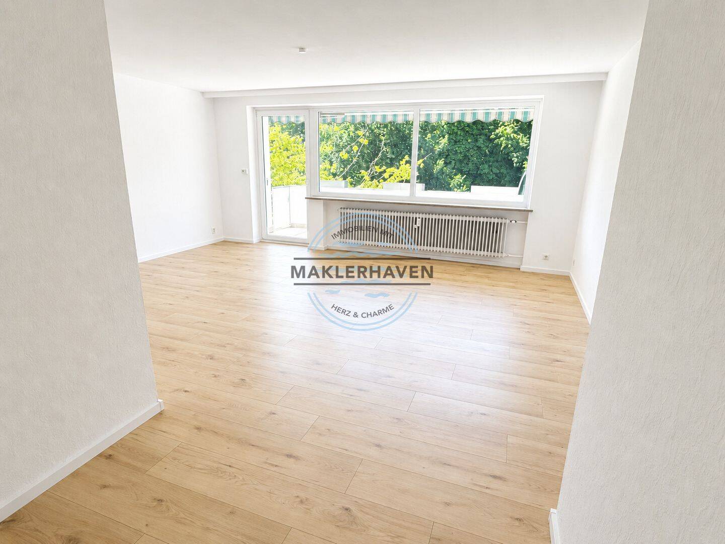 Schöne 3-Zimmer-Eigentumswohnung mit Südwestbalkon und Garage in Heppens, 26384 Wilhelmshaven (Heppens Heppenser Groden Innenhafen Innenstadt Neuende)