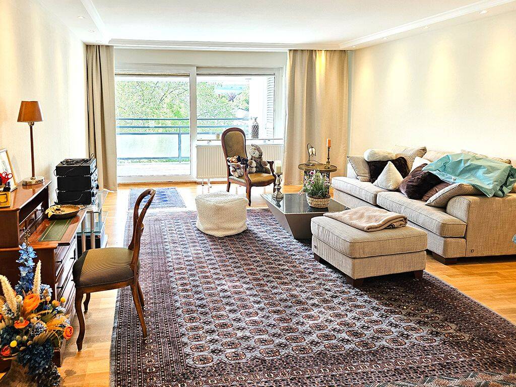 Stilvolle Eigentumswohnung mit großzügigem Wohnkomfort in Bad Neuenahr-Ahrweiler, 53474 Bad Neuenahr-Ahrweiler