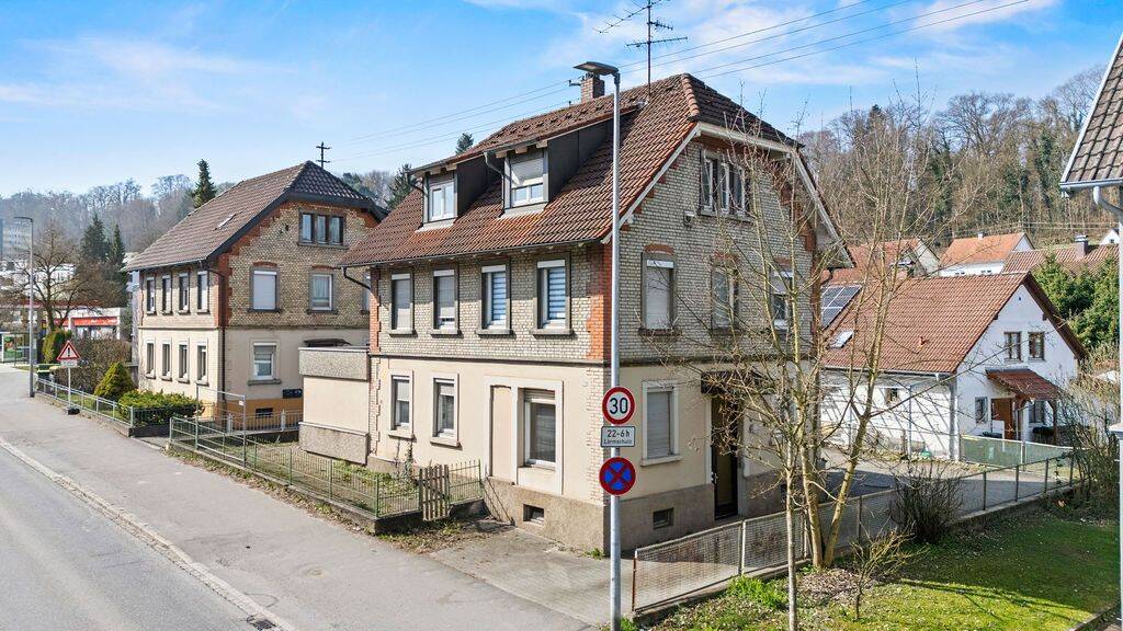 Ravensburg-Schornreute Mehrfamilienhaus mit drei Einheiten in Zentrumsnähe, 88212 Ravensburg