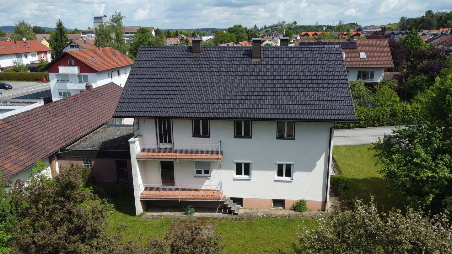 Zweifamilienhaus mit Gewerbeanbau und großem Entwicklungspotenzial, 87616 Marktoberdorf
