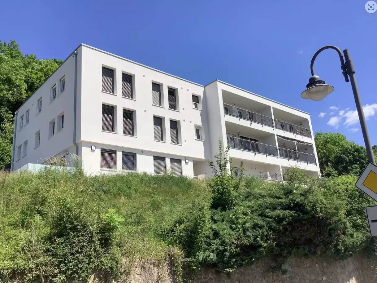 2 Zimmer Wohnung, Sonnenbalkon mit Panoramablick über Sauer- und Ourtal, 54675 Wallendorf