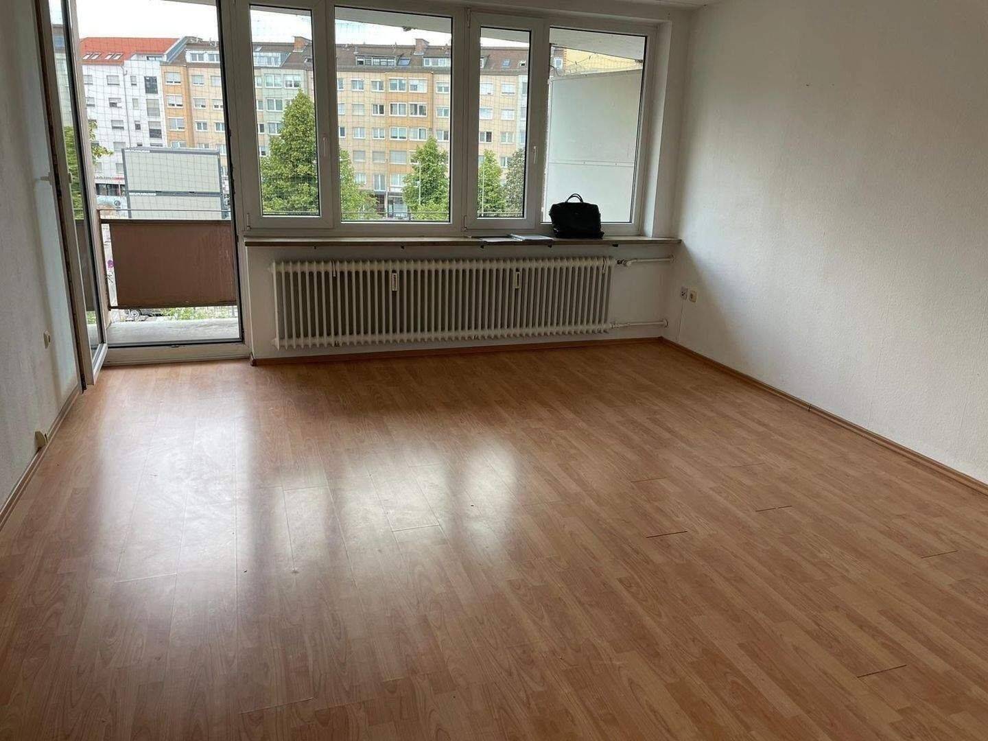 Geräumige 1-Zimmer-Wohnung mit Balkon und kleiner Küchenzeile – Stadtteil Rennweg., 90489 Nürnberg (Gärten bei Wöhrd Rennweg Veilhof Wöhrd)