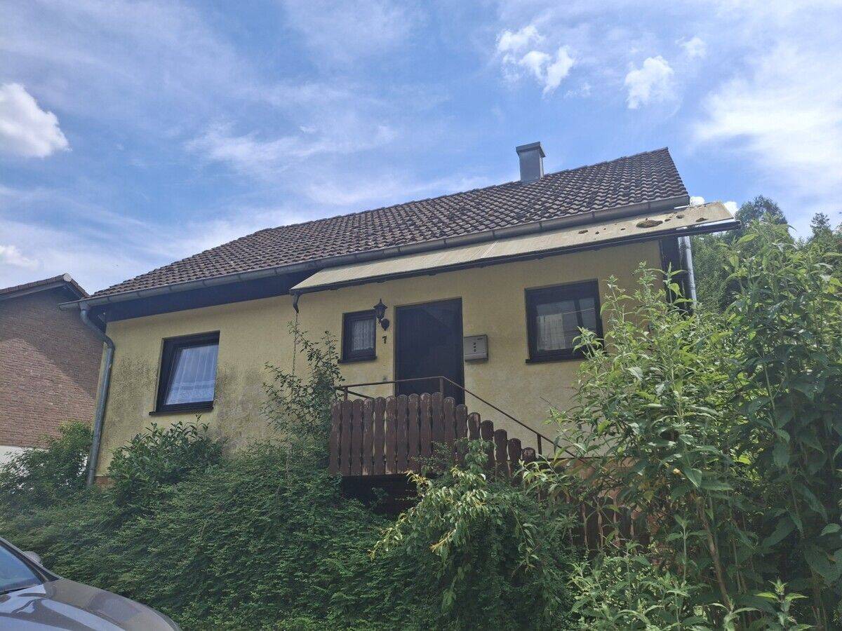 Kompaktes 1-Familienhaus mit weitläufigem Grundstück in ruhiger Naturlage!, 69412 Eberbach