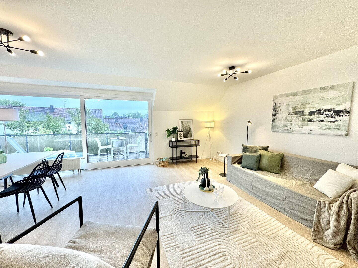 132 m² Maisonette mit Hauscharakter | Erstbezug nach umfassender Modernisierung | 2 Balkone, 23560 Lübeck (Moisling Sankt Jürgen)