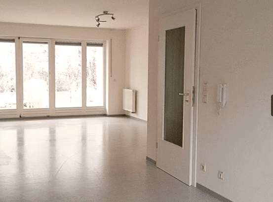 Barrierefreie 3-Zimmer-Eigentumswohnung mit Terrasse und Kfz-Stellplatz in ruhiger Lage von Arnstein, 97450 Arnstein