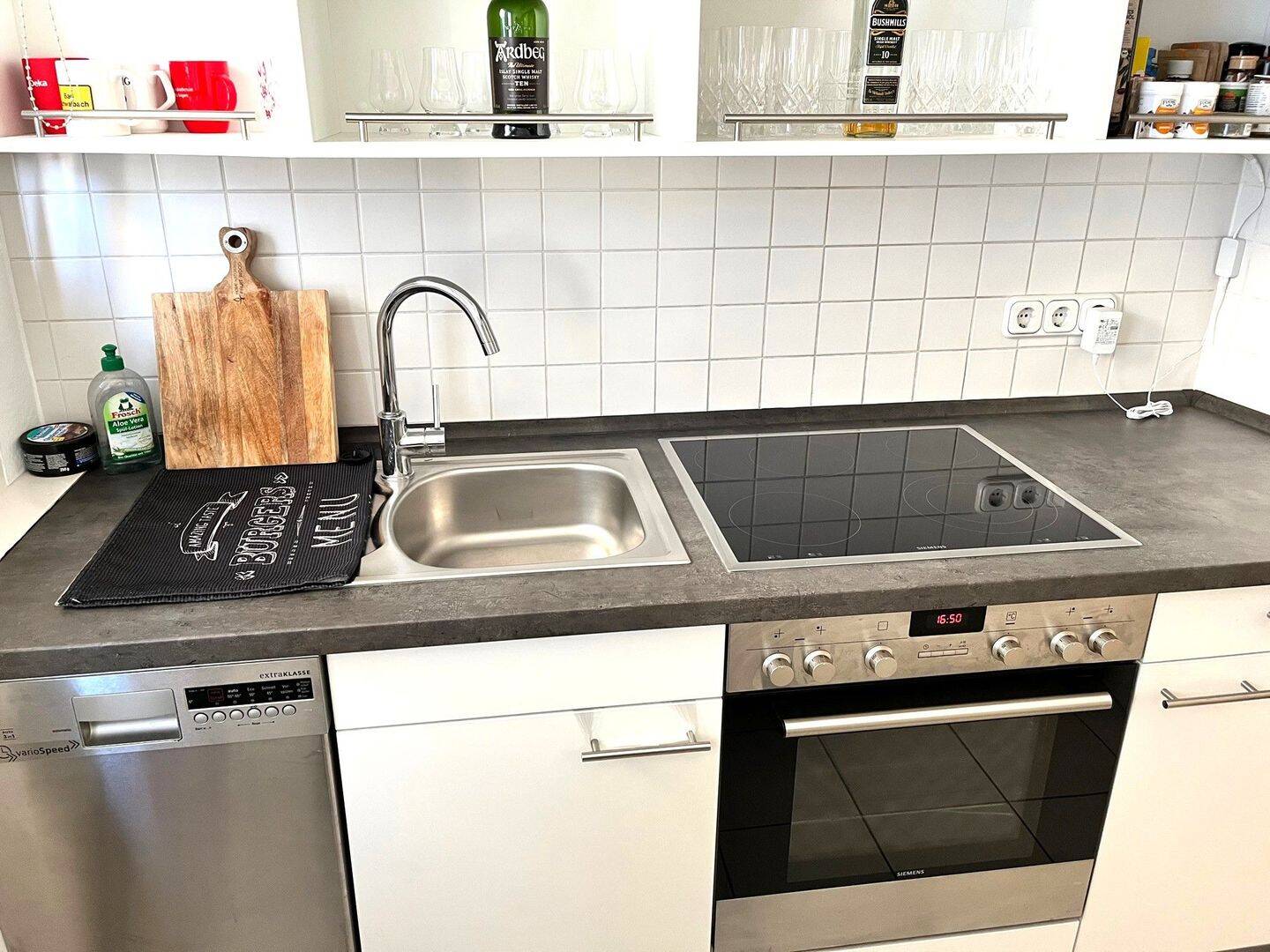 Bezaubernde Dachwohnung mitten in der Altstadt, 65183 Wiesbaden (Wiesbaden)