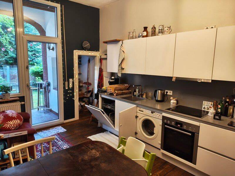 Zum 16.08: Schöne Wohnung mit Einbauküche, bald mit eigenem Garten, bitte Text lesen, 40225 Düsseldorf (Bilk Flehe Oberbilk Wersten)