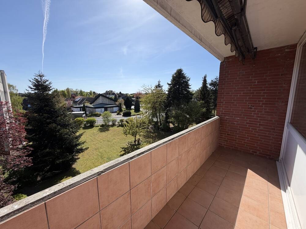 Licht, Lage, Balkon – charmante 3-Zimmer-Wohnung, 21365 Adendorf