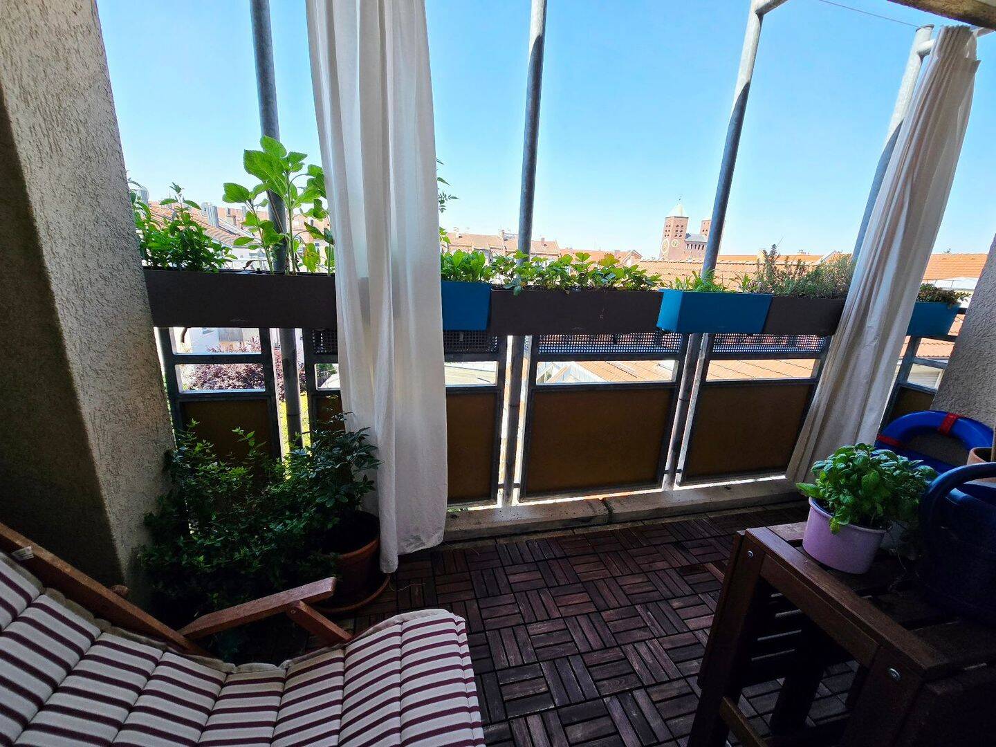 GALERIE — Helle 4 Zimmer Wohnung mit EBK (Ablöse) und Balkon in Nürnberg/Nibelungen, 90461 Nürnberg