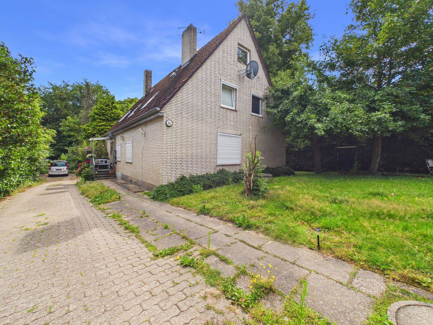 Kernsanierungsobjekt mit 2 Wohneinheiten | 1.000 m² Grundstück | Sofortige Mieteinnahmen!, 23843 Travenbrück