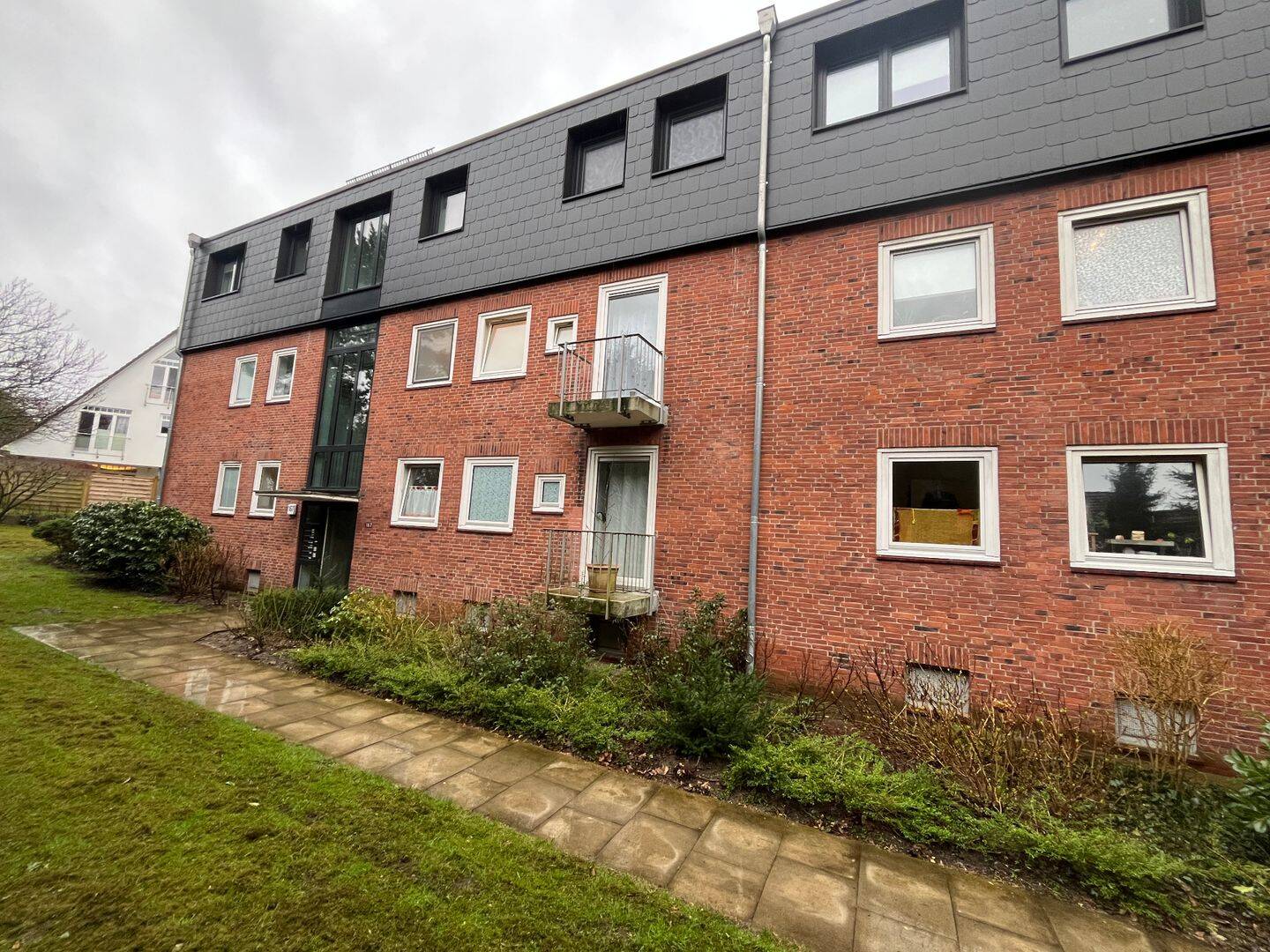 Helle Wohnung in Sülldorf!, 22589 Hamburg (Altona Blankenese Iserbrook Osdorf Sülldorf)