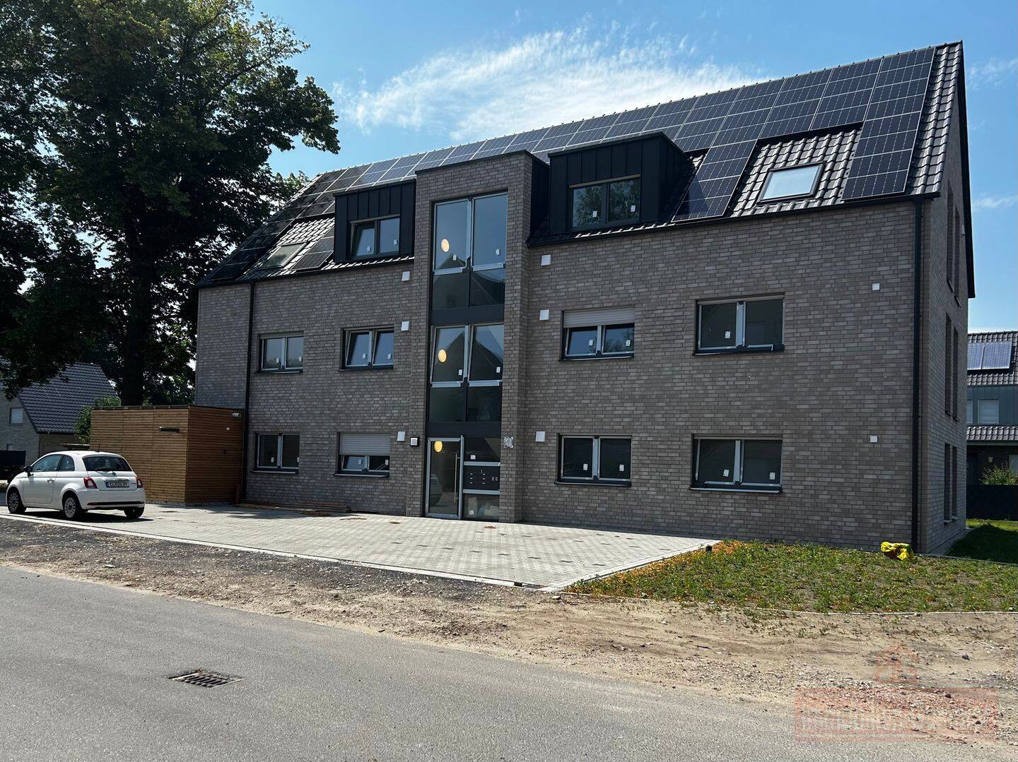 IMMOBILIEN GUMNIOR präsentiert: 3-Zimmer-Neubauwohnung im Obergeschoss mit Balkon im KfW 40+-Effizienzhaus-Standard, 48429 Rheine