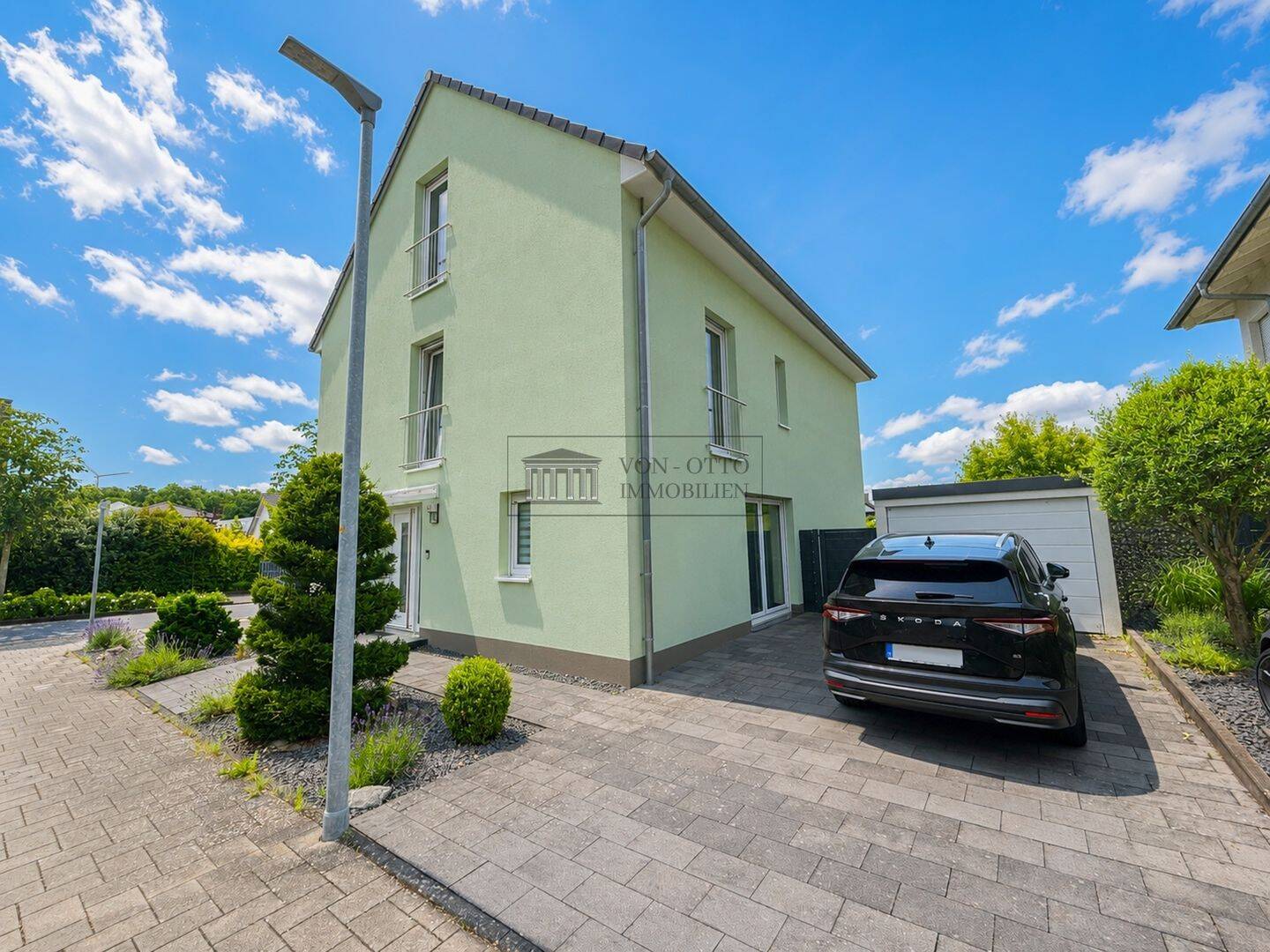 Ihr Familientraum: Großes Haus mit Garten und neustem Energiestandard, 50389 Wesseling
