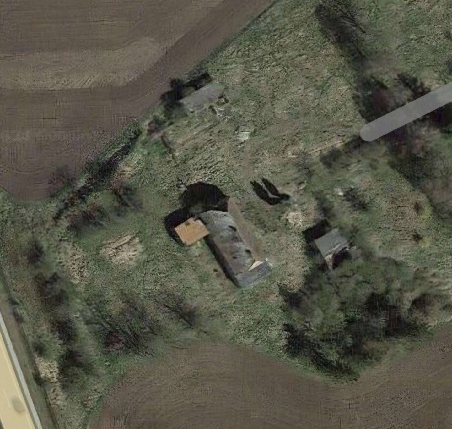 Entwicklungsobjekt: sanierungsbedürftiges Bauernhaus auf ca. 10.799 m² großen Grundstück, 18299 Dolgen am See