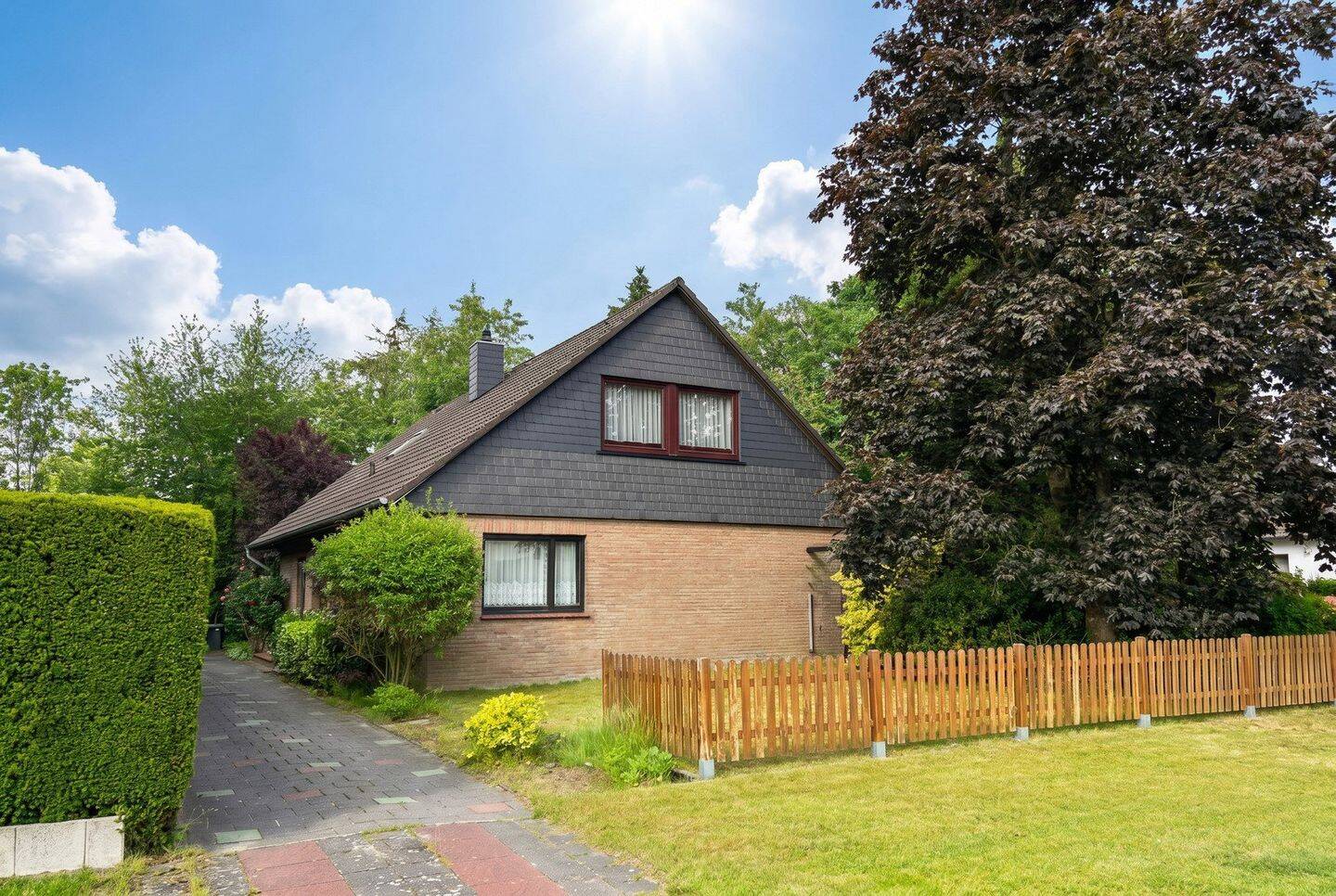 Bezugsbereit, provisionsfrei, Renditepotential | Einfamilienhaus in ruhiger Lage, 26125 Oldenburg (Oldb) (Donnerschwee Etzhorn Nadorst Ofenerdiek Ohmstede)