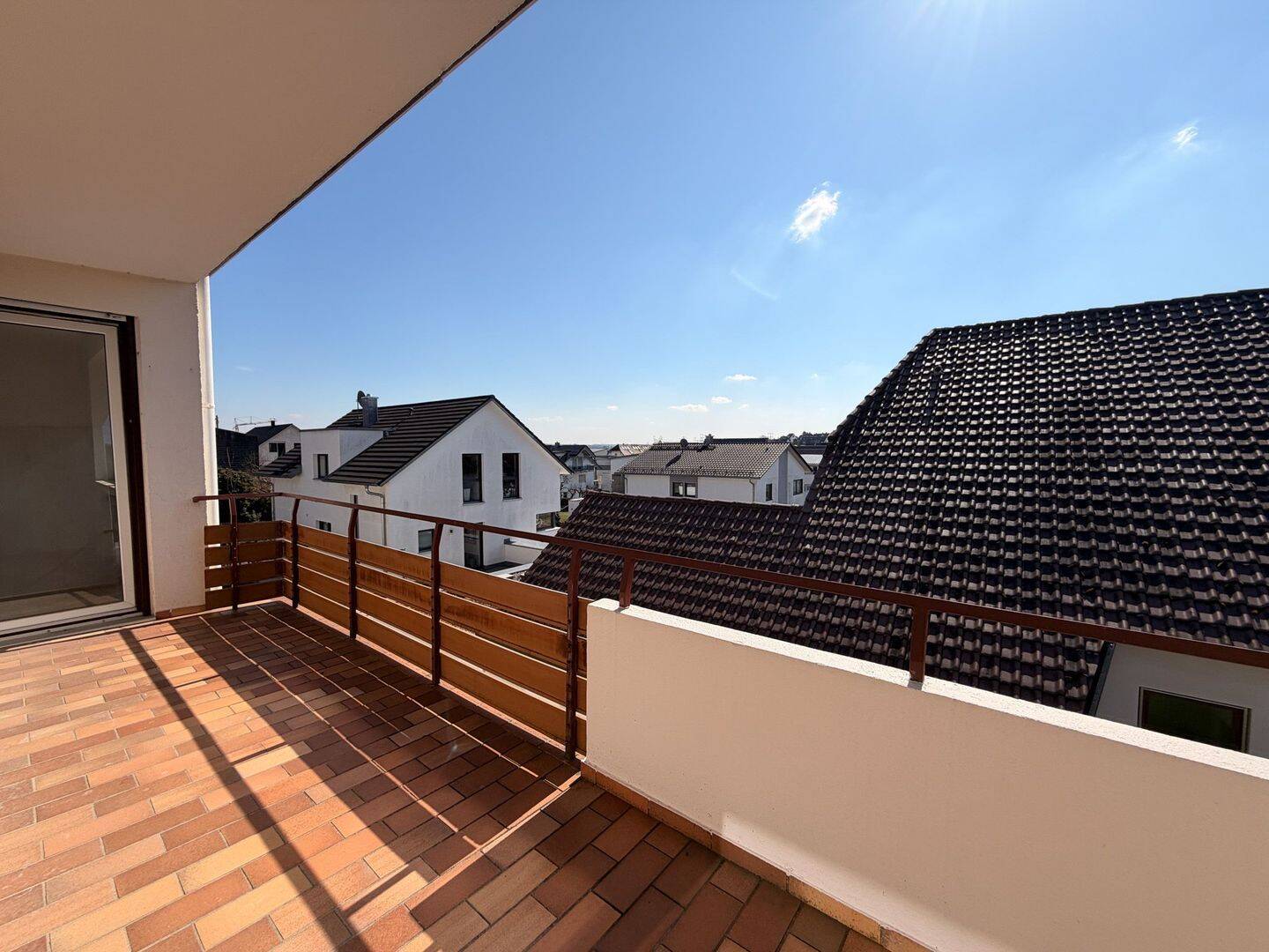 Neu renovierte 4-Zimmer-Wohnung | 96 m² | Balkon | Gäste-WC | Abstellraum, 89155 Erbach