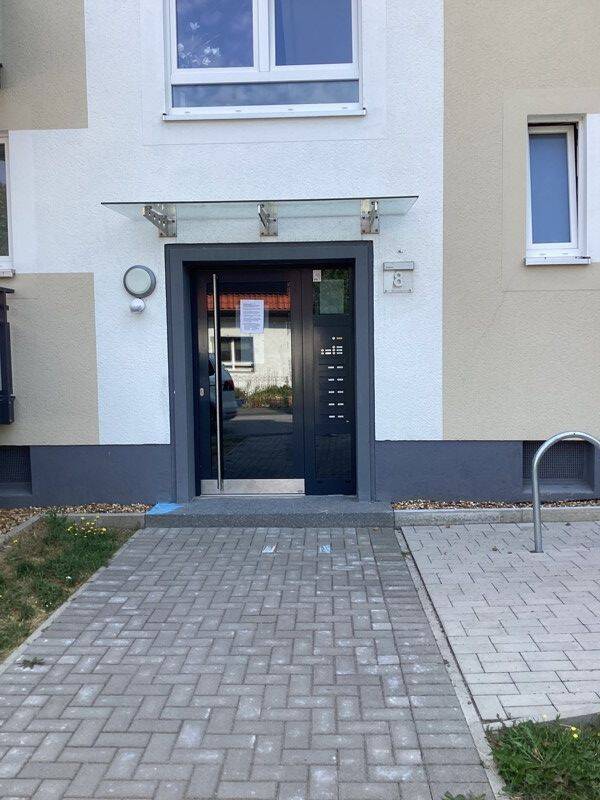 Bezugsfertige 2-Zi.-Whg. mit Balkon in einem modernisierten MFH, 42553 Velbert