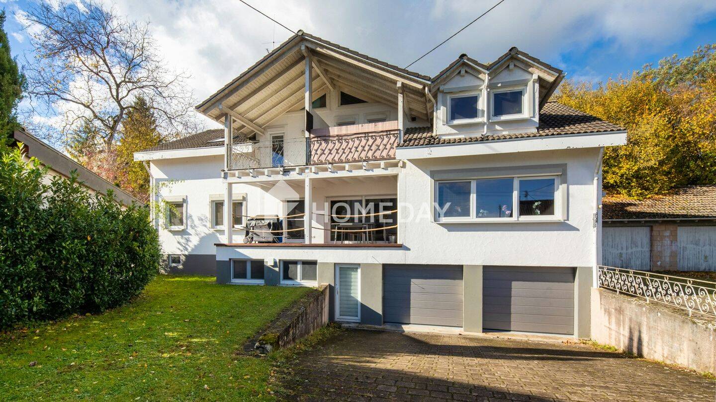 Großzügiges Wohnambiente: Lichtdurchflutete fünf Zimmer mit Garten auf rund 150 m², 88690 Uhldingen-Mühlhofen