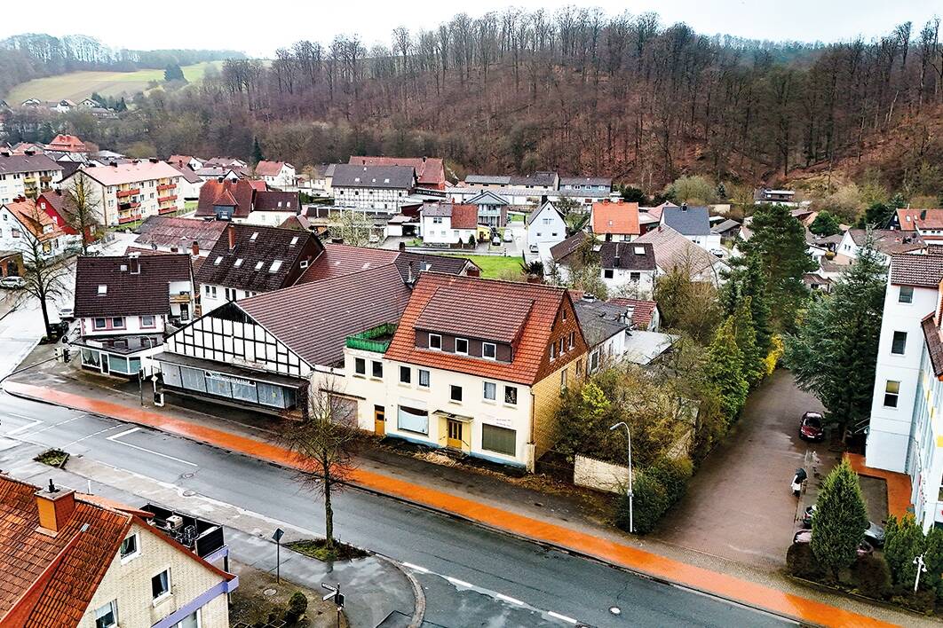 Auktion 11.06.2026 – Wohnhaus mit ehemaligen Betriebsgelände, 37431 Bad Lauterberg im Harz