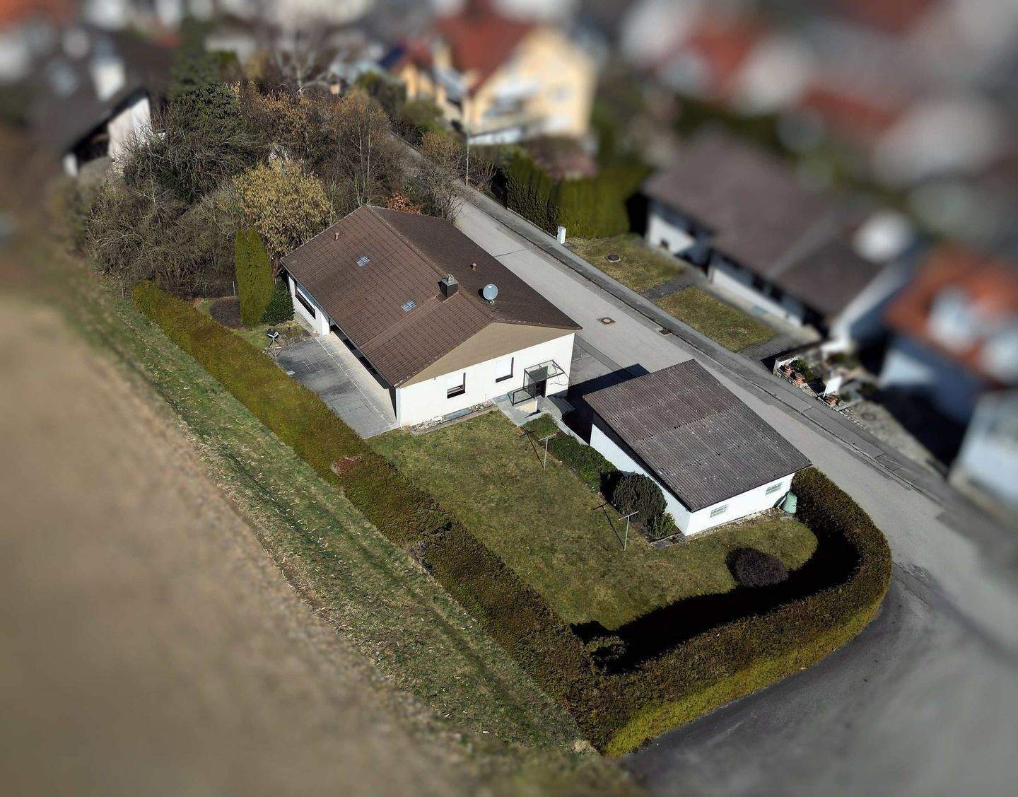 ein Haus – zwei Wohnungen, 85283 Wolnzach