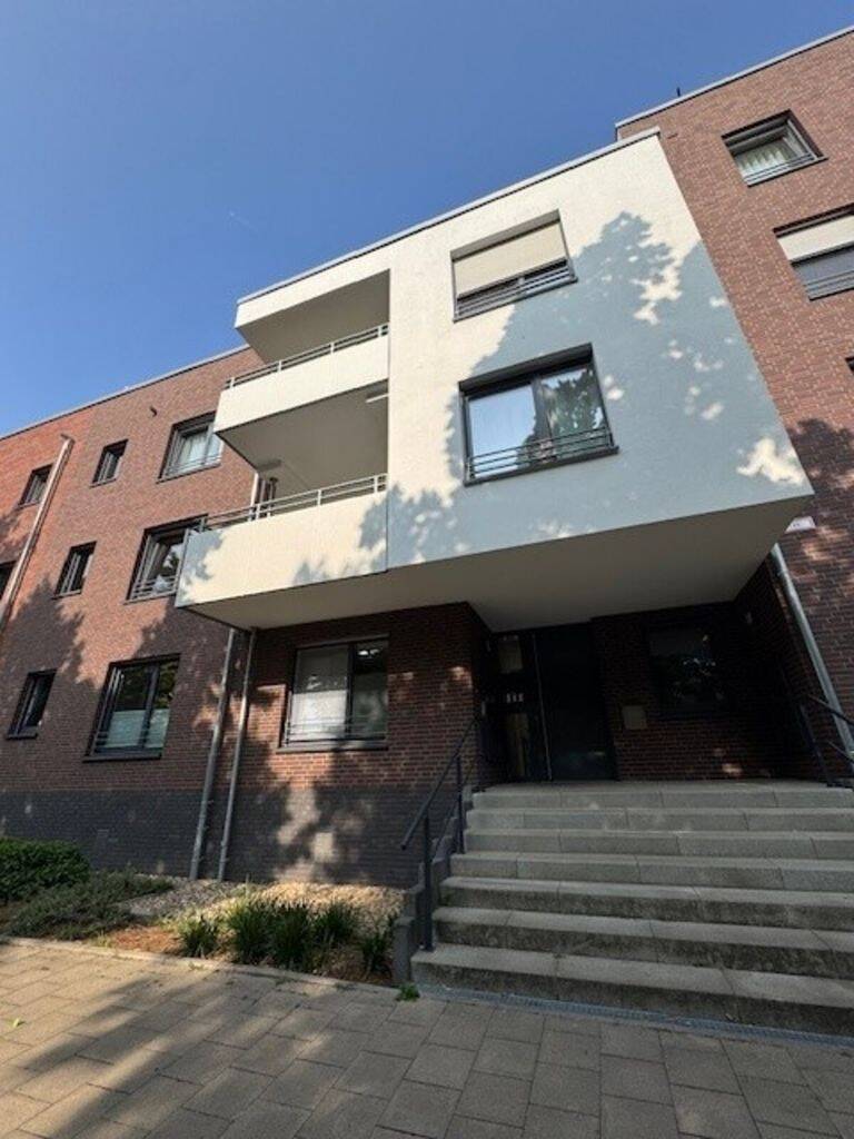 Wir vermieten Platz für die ganze Familie, 40597 Düsseldorf (Benrath Hassels Urdenbach)