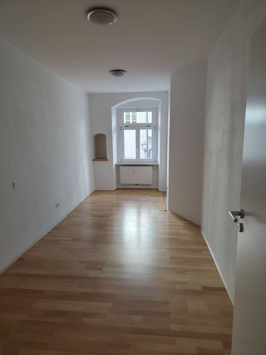 Mitbewohnerin gesucht, 93047 Regensburg (Innenstadt Kasernenviertel Ostenviertel Westenviertel)