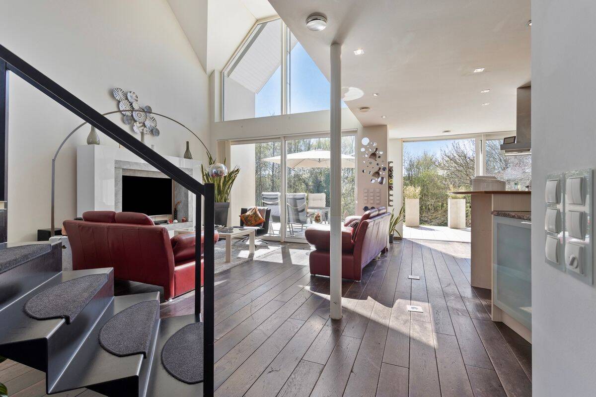 Exklusives Wohnen für zwei! Zeitnah freiwerdendes Architektenhaus mit Pool in bester Aussichtslage!, 59269 Beckum