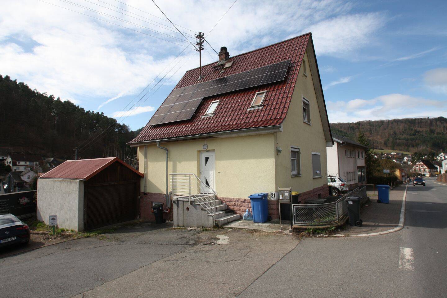 Ausbaufähiges Einfamilienwohnhaus braucht Handwerker, 74731 Walldürn