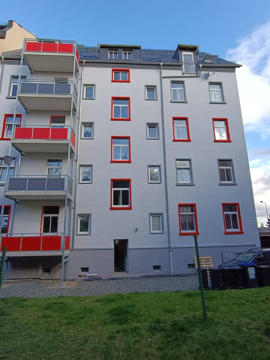 Charmantes Dachgeschoss-Apartment mit Balkon in Plauen-Preißelpöhl zu vermieten!, 8525 Plauen