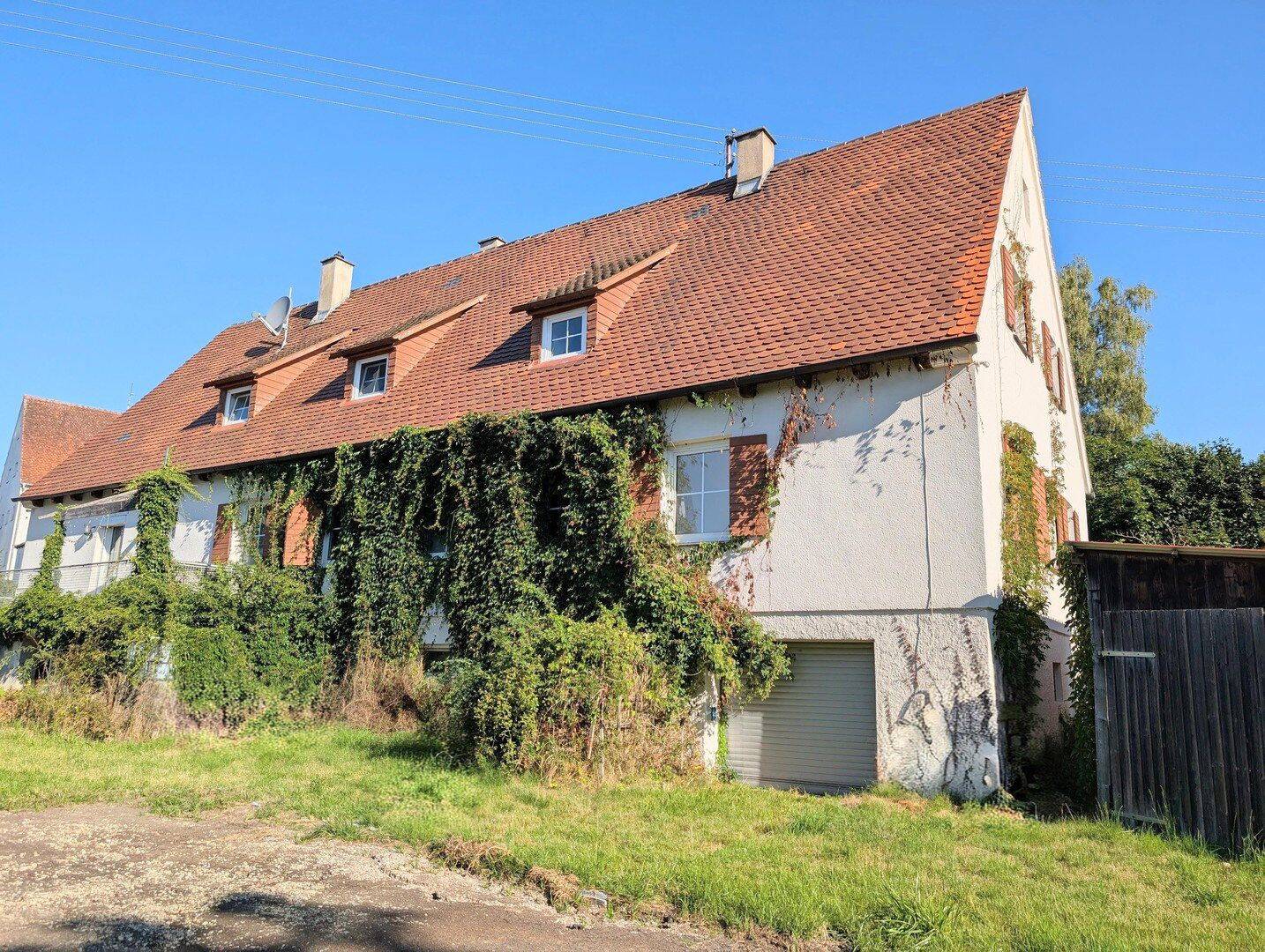 Provisionsfrei -Großzügiges 1-2 Familienhaus, großes Grundstück – ideal für Tierliebhaber, 86868 Mittelneufnach