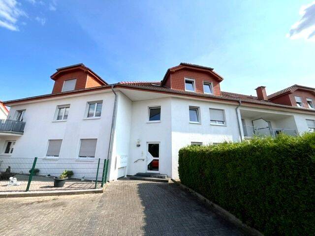 Moderne, helle 3 Zimmerwohnung, großer Balkon, ruhige Lage., 52353 Düren