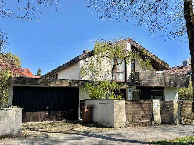 Mü.-Sendling/Südpark – Villa Bj. 1975 zum Renovieren bzw. Baugrund für ca. 400 qm Wohnfläche, 81377 München (Hadern Sendling-Westpark)